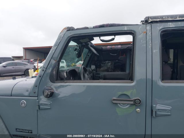 1C4BJWDG3FL733683 Jeep Wrangler Unlimited Sport