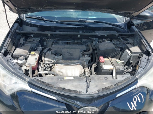 Toyota RAV4 LE 2018 2T3BFREV4JW818134 Image 10