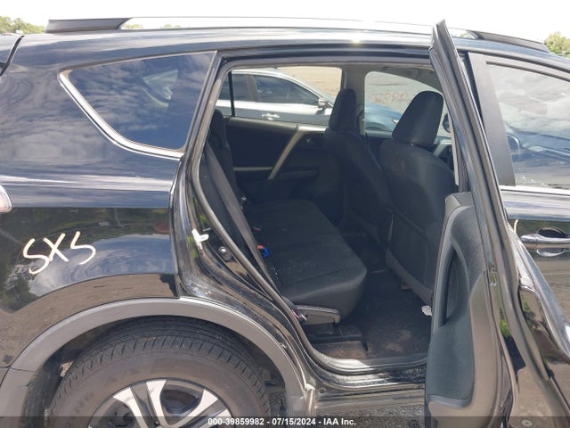 Toyota RAV4 LE 2018 2T3BFREV4JW818134 Image 8