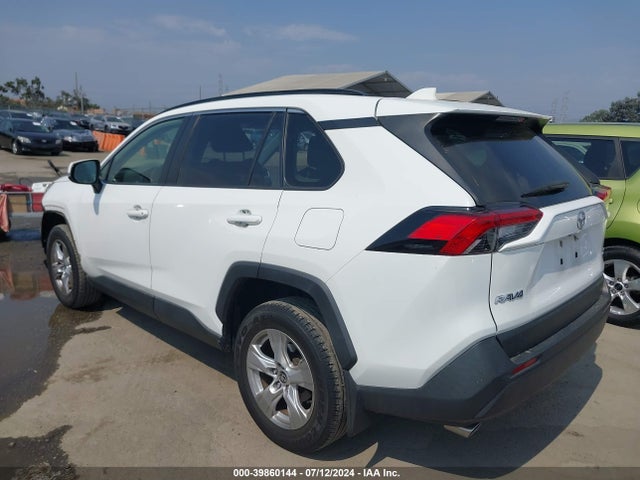 Toyota Rav4 Xle 2020 JTMW1RFV8LD056571 Image 3