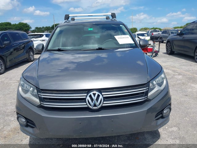 WVGBV7AX9FW568098 Volkswagen Tiguan Sel