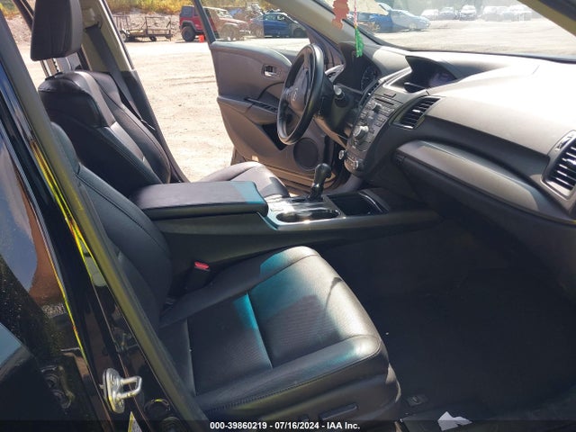 5J8TB4H33EL002992 Acura RDX