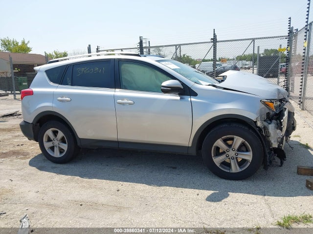 Toyota Rav4 Xle 2014 JTMRFREV8EJ007407 Image 13