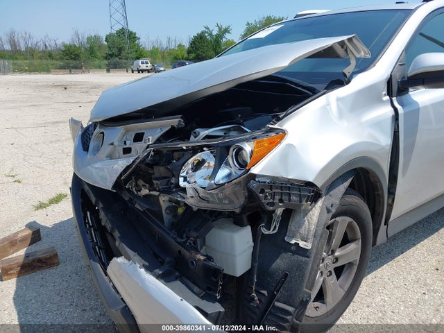 Toyota Rav4 Xle 2014 JTMRFREV8EJ007407 Image 6