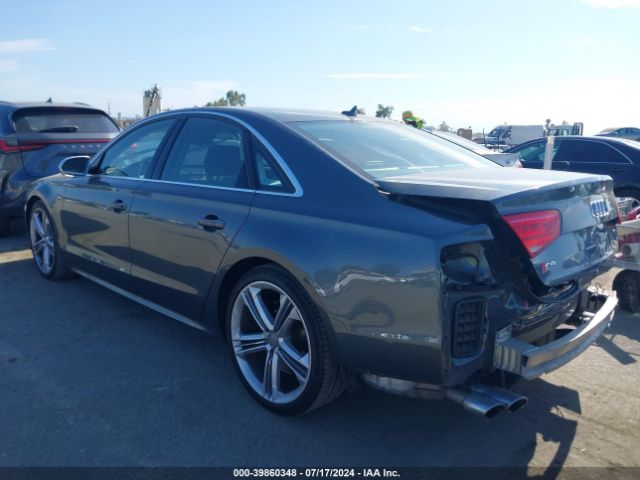 2013 AUDI S8 WAUD2AFD5DN019094 Photo 2