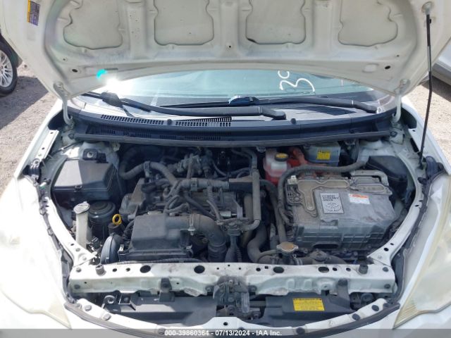 JTDKDTB36E1080704 Toyota Prius C One