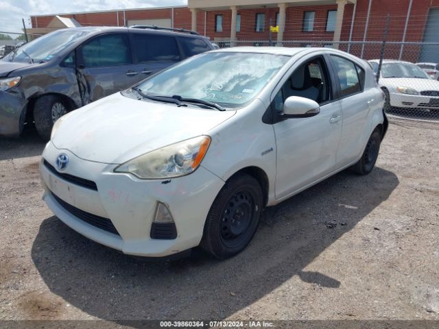 JTDKDTB36E1080704 Toyota Prius C One
