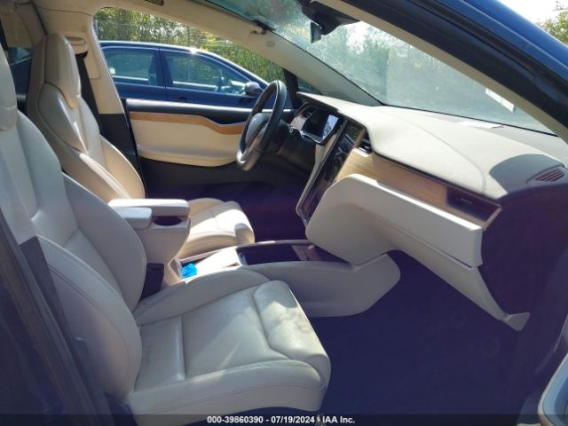 5YJXCDE26JF125904 Tesla MODEL X