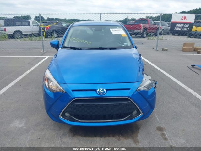 3MYDLBYV3KY523897 Toyota YARIS LE