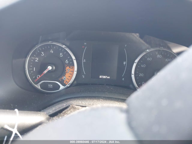 ZACCJABB6JPJ38486 Jeep Renegade Latitude Fwd