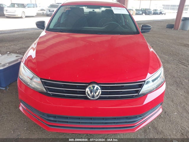 3VW2K7AJ5FM422268 Volkswagen Jetta 2.0l S
