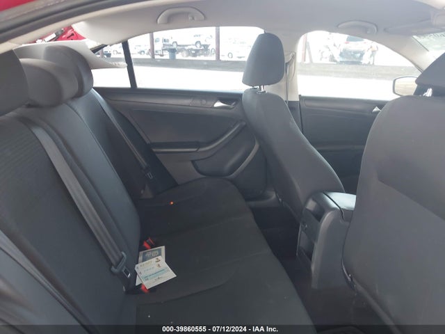 3VW2K7AJ5FM422268 Volkswagen Jetta 2.0l S