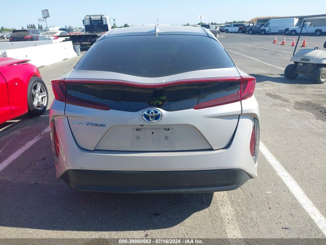 Toyota Prius Prime Premium 2018 JTDKARFP9J3089792 Image 16