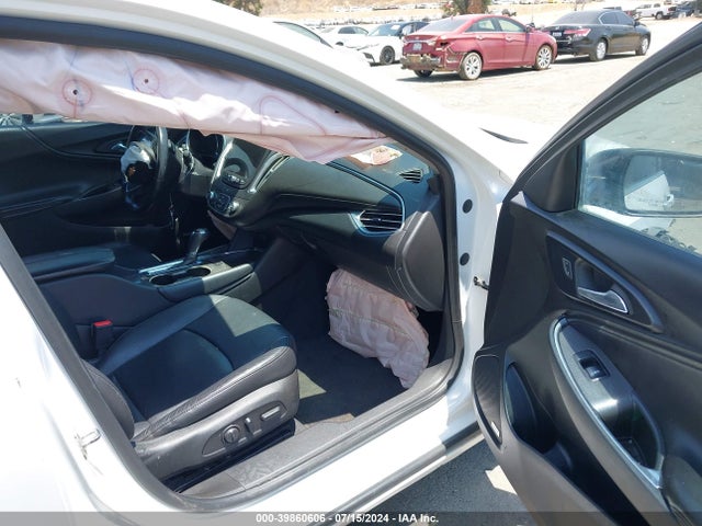 Chevrolet MALIBU LT 2018 1G1ZD5ST7JF236040 Image 5