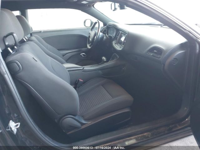2C3CDZGG8KH709013 Dodge Challenger Sxt Awd