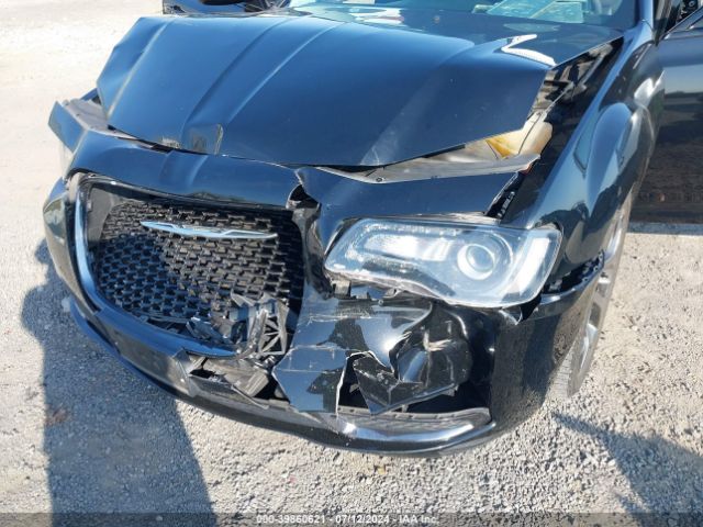 2C3CCAAG1JH249494 Chrysler 300 Touring