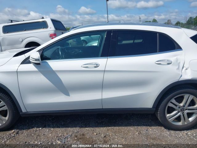 WDCTG4GB8KU004701 Mercedes-Benz Gla 250 4matic