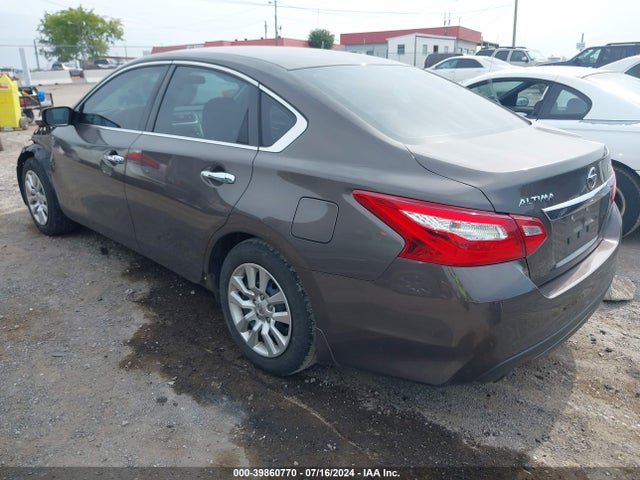 Nissan Altima 2.5 S 2017 1N4AL3AP4HC145454 Image 3