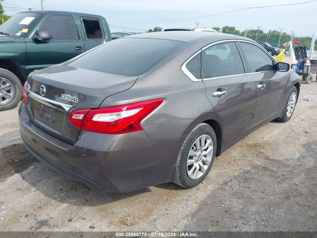 Nissan Altima 2.5 S 2017 1N4AL3AP4HC145454 Image 4