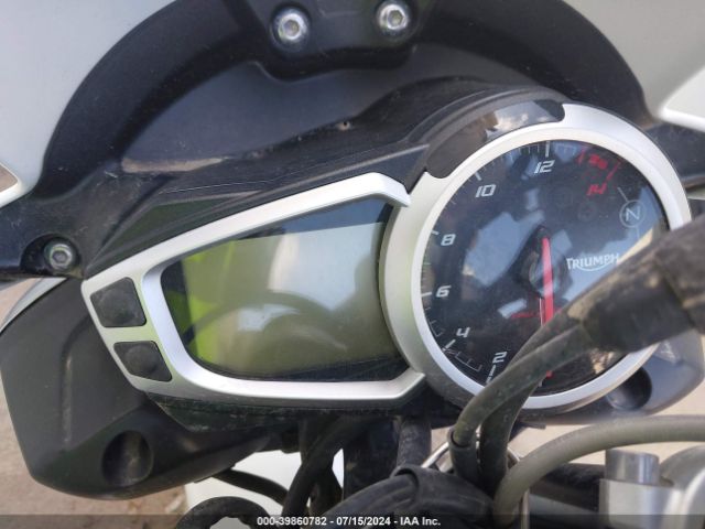 2014 TRIUMPH MOTORCYCLE STREET TRIPLE SMTL03NE1ET641197 Photo 6