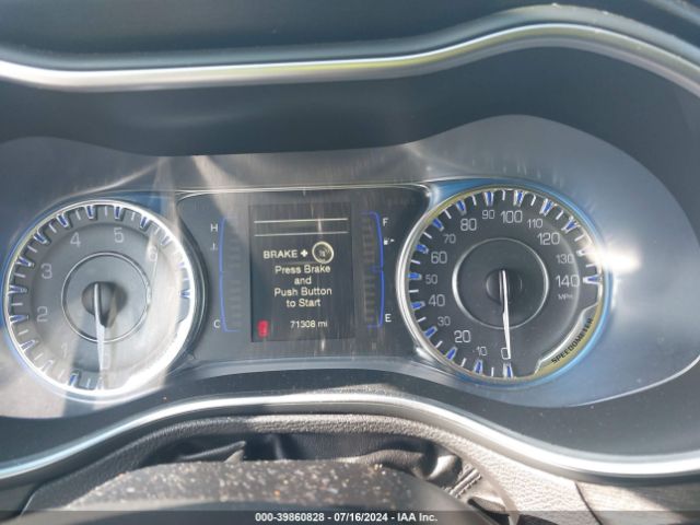 1C3CCCFB0HN503044 Chrysler 200 Touring