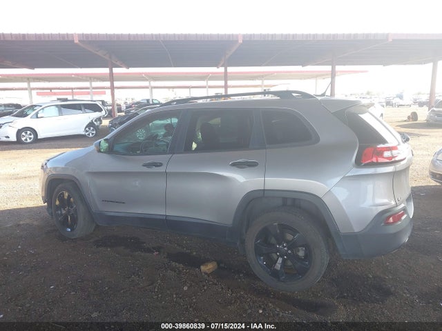 1C4PJLAB5GW376889 Jeep Cherokee Altitude