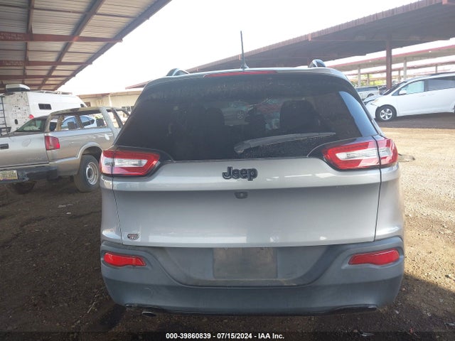 1C4PJLAB5GW376889 Jeep Cherokee Altitude