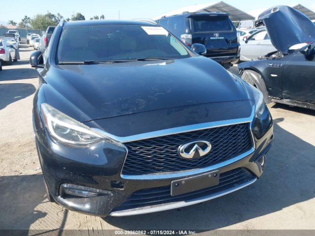 SJKCH5CP7JA047045 Infiniti Qx30 Premium