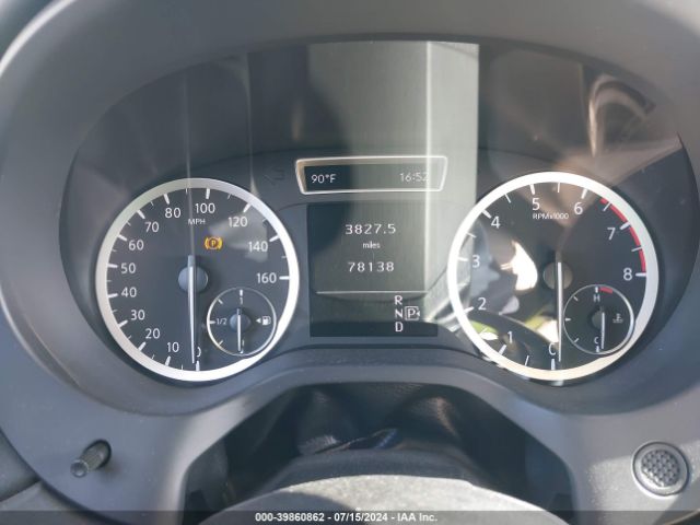 SJKCH5CP7JA047045 Infiniti Qx30 Premium