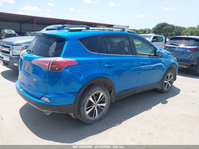 Toyota Rav4 Xle 2017 JTMWFREV0HJ147460 Image 4