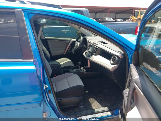 Toyota Rav4 Xle 2017 JTMWFREV0HJ147460 Image 5