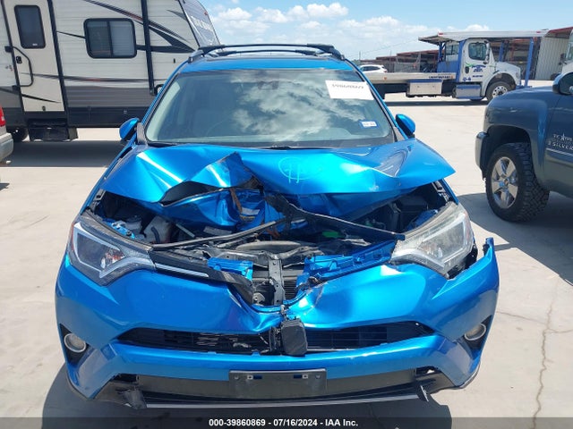 Toyota Rav4 Xle 2017 JTMWFREV0HJ147460 Image 6