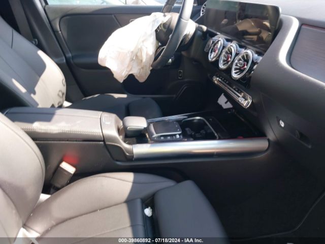 W1N4N4GB8PJ504438 Mercedes-Benz GLA 250