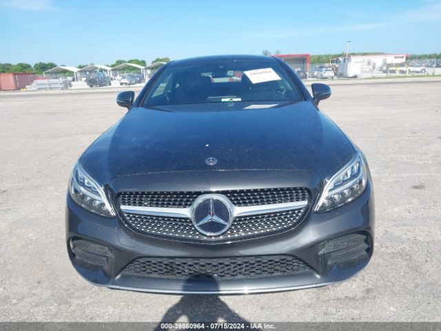 WDDWJ8EB4KF854589 Mercedes-Benz C 300 4matic
