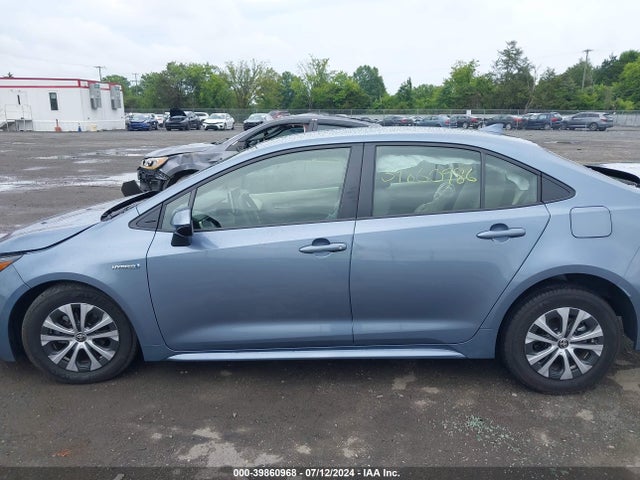 Toyota Corolla Hybrid Le 2021 JTDEAMDEXMJ029683 Image 13