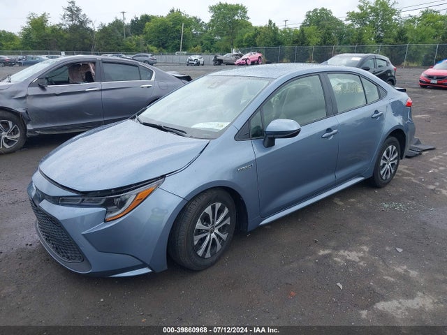 Toyota Corolla Hybrid Le 2021 JTDEAMDEXMJ029683 Image 2