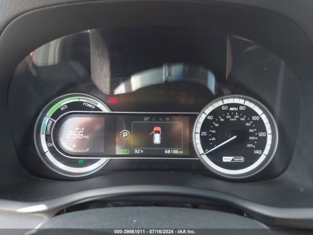 KNDCB3LC3H5098096 KIA NIRO LX