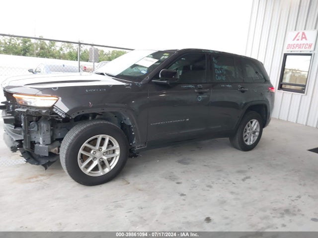 1C4RJGAG4P8867633 Jeep Grand Cherokee Laredo X 4x2