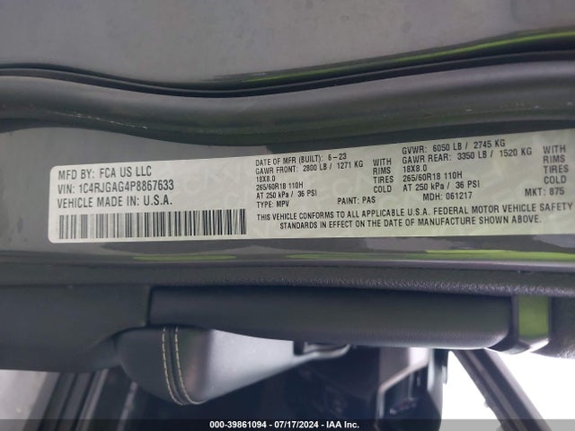 1C4RJGAG4P8867633 Jeep Grand Cherokee Laredo X 4x2