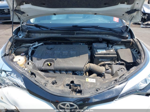 Toyota C-HR LE 2020 JTNKHMBX7L1065733 Image 10