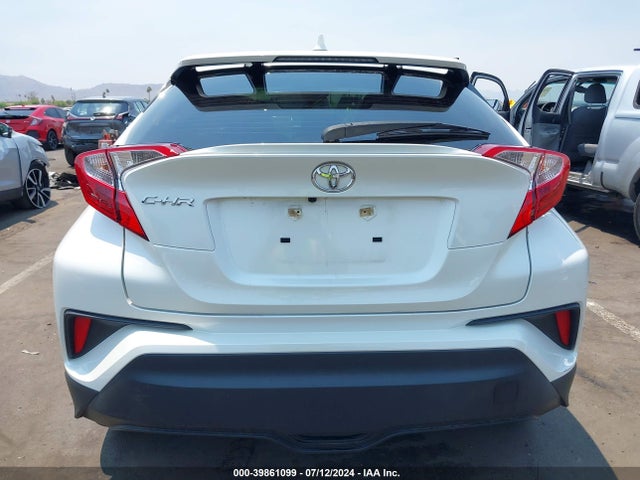 Toyota C-HR LE 2020 JTNKHMBX7L1065733 Image 16