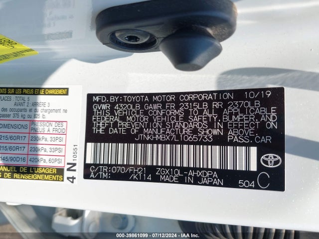 Toyota C-HR LE 2020 JTNKHMBX7L1065733 Image 9