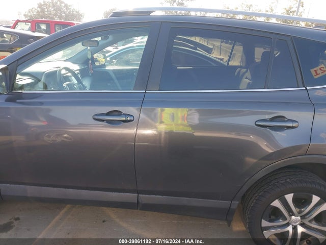 Toyota RAV4 LE 2017 2T3ZFREV0HW331442 Image 14