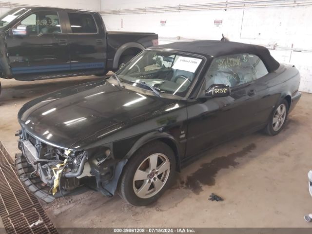 2002 SAAB 9-3 YS3DF75K127000143 Photo 1