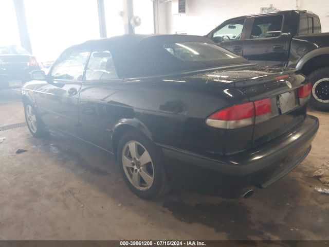 2002 SAAB 9-3 YS3DF75K127000143 Photo 2