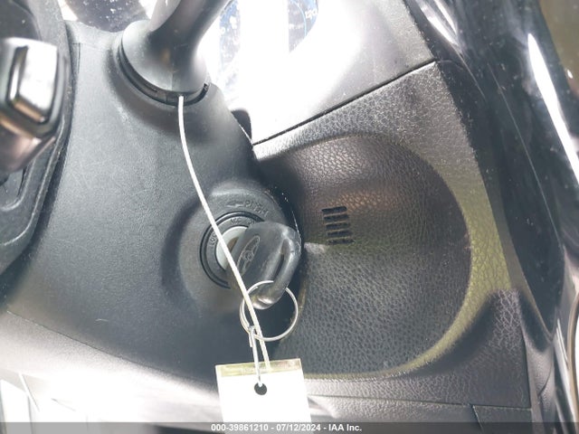 Toyota COROLLA LE 2017 5YFBURHE0HP674880 Image 11