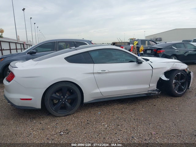 Ford Mustang Ecoboost Fastback 2021 1FA6P8TH2M5117664 Image 13