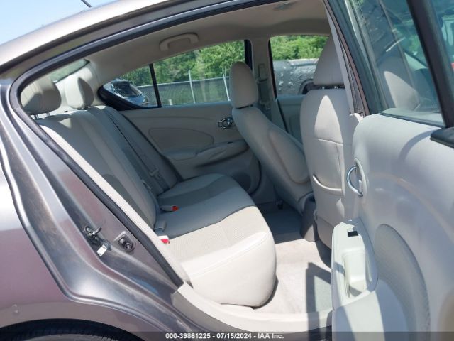 3N1CN7AP9FL927810 Nissan Versa 1.6 Sl