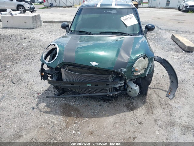 2013 MINI CLUBMAN WMWZF3C56DT489892 Photo 5