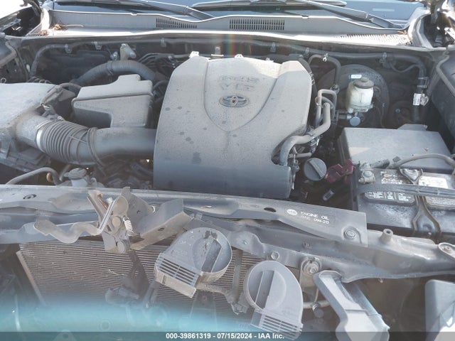 3TMCZ5AN1HM083330 Toyota Tacoma Sr V6